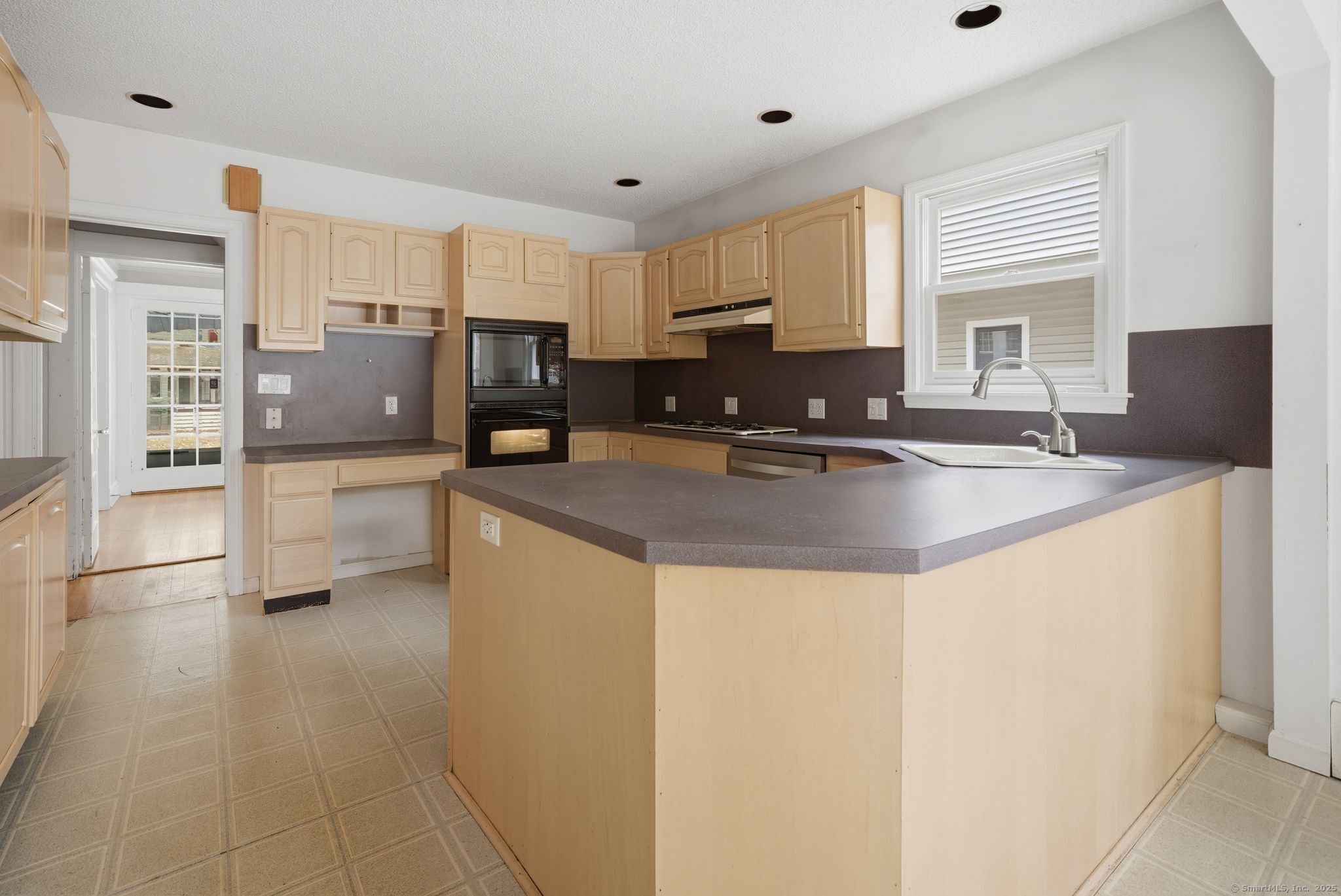 48 Walkley Road West Hartford CT 06119