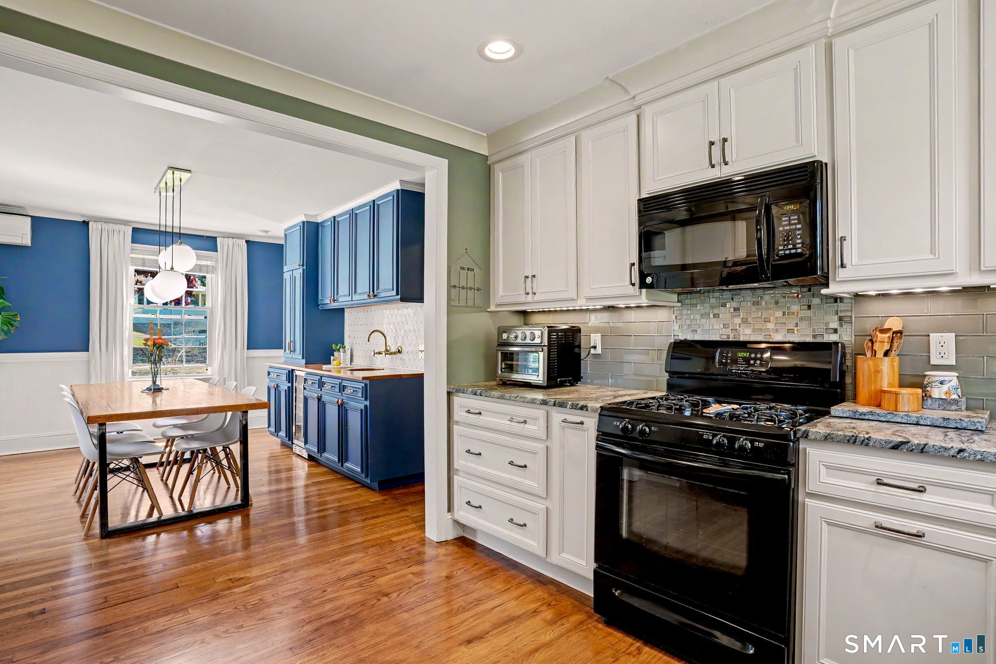 187 Southern Boulevard Danbury CT 06810