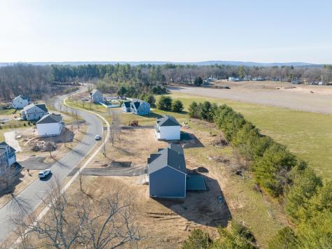 2 Stratton Farms Road Suffield CT 06093