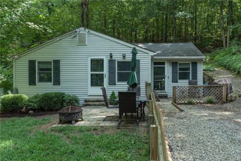 20 Turkey Hill Terrace Newtown CT 06470