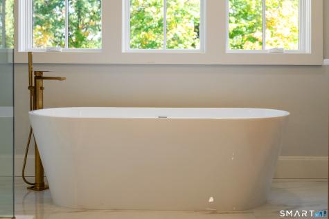 8 Hickory Drive Greenwich CT 06830