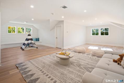 8 Hickory Drive Greenwich CT 06830