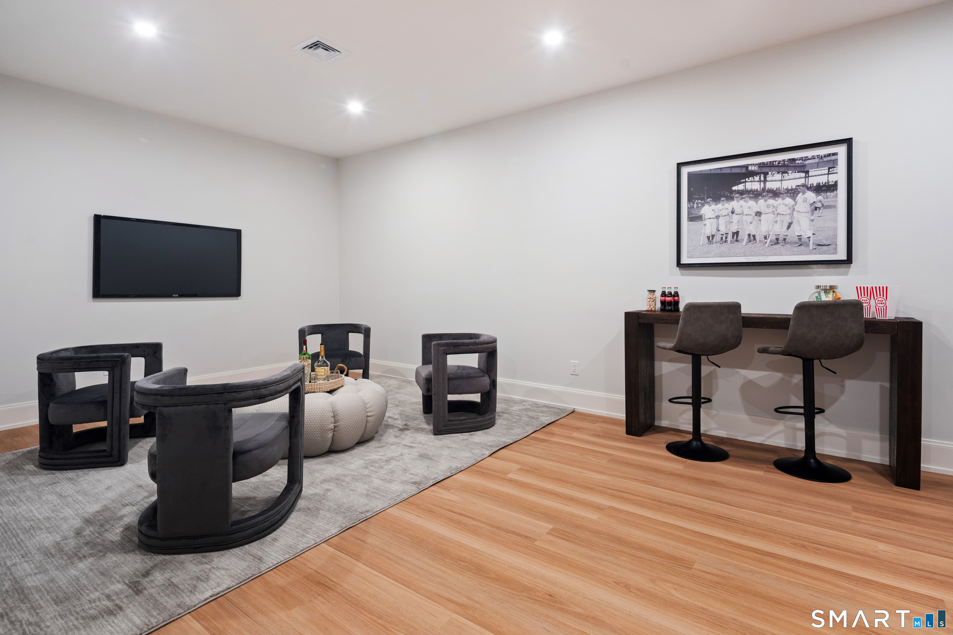8 Hickory Drive Greenwich CT 06830