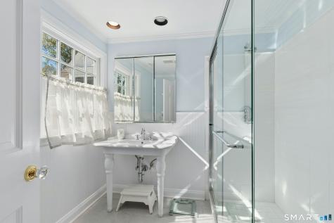 39 Leeuwarden Road Darien CT 06820