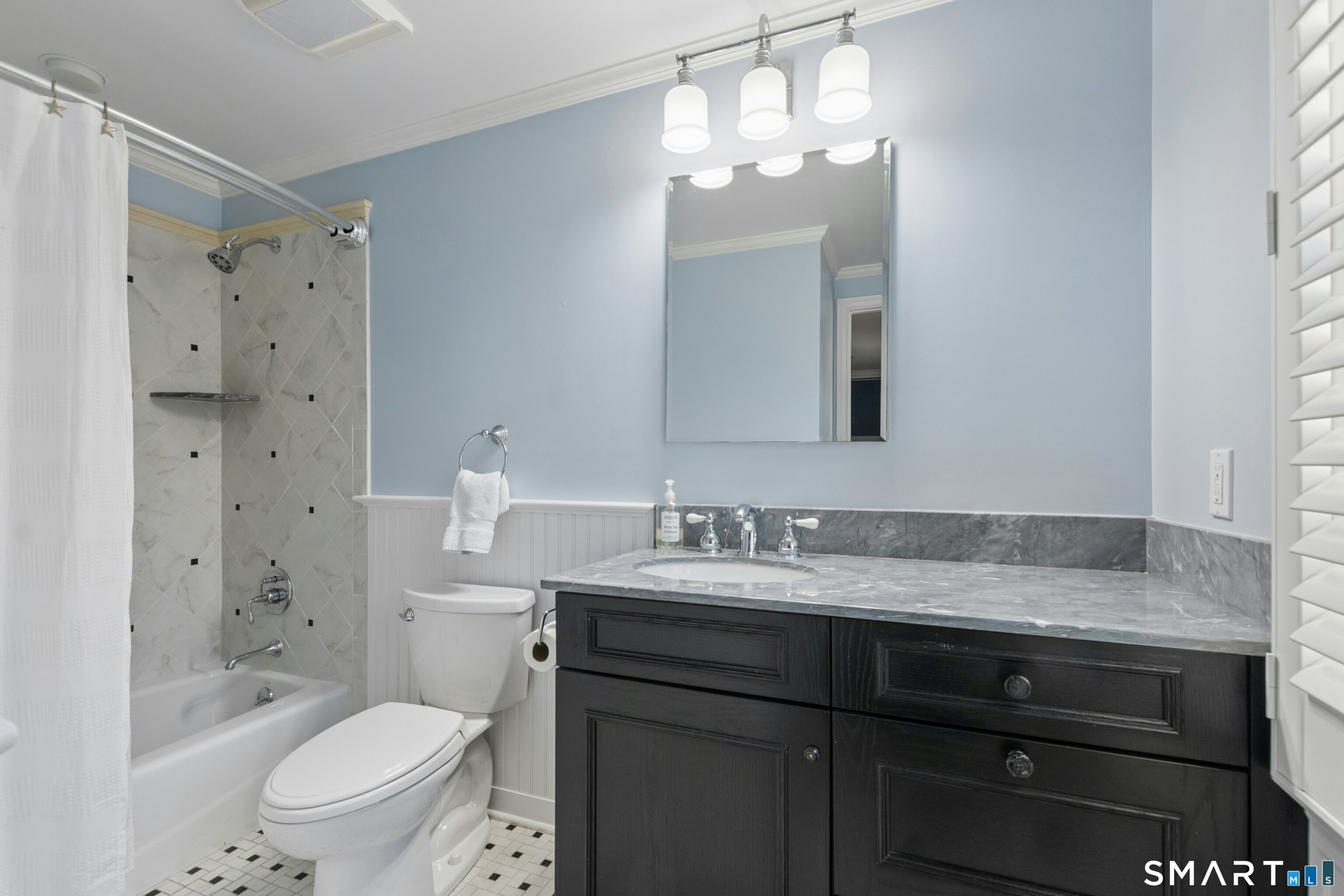 39 Leeuwarden Road Darien CT 06820