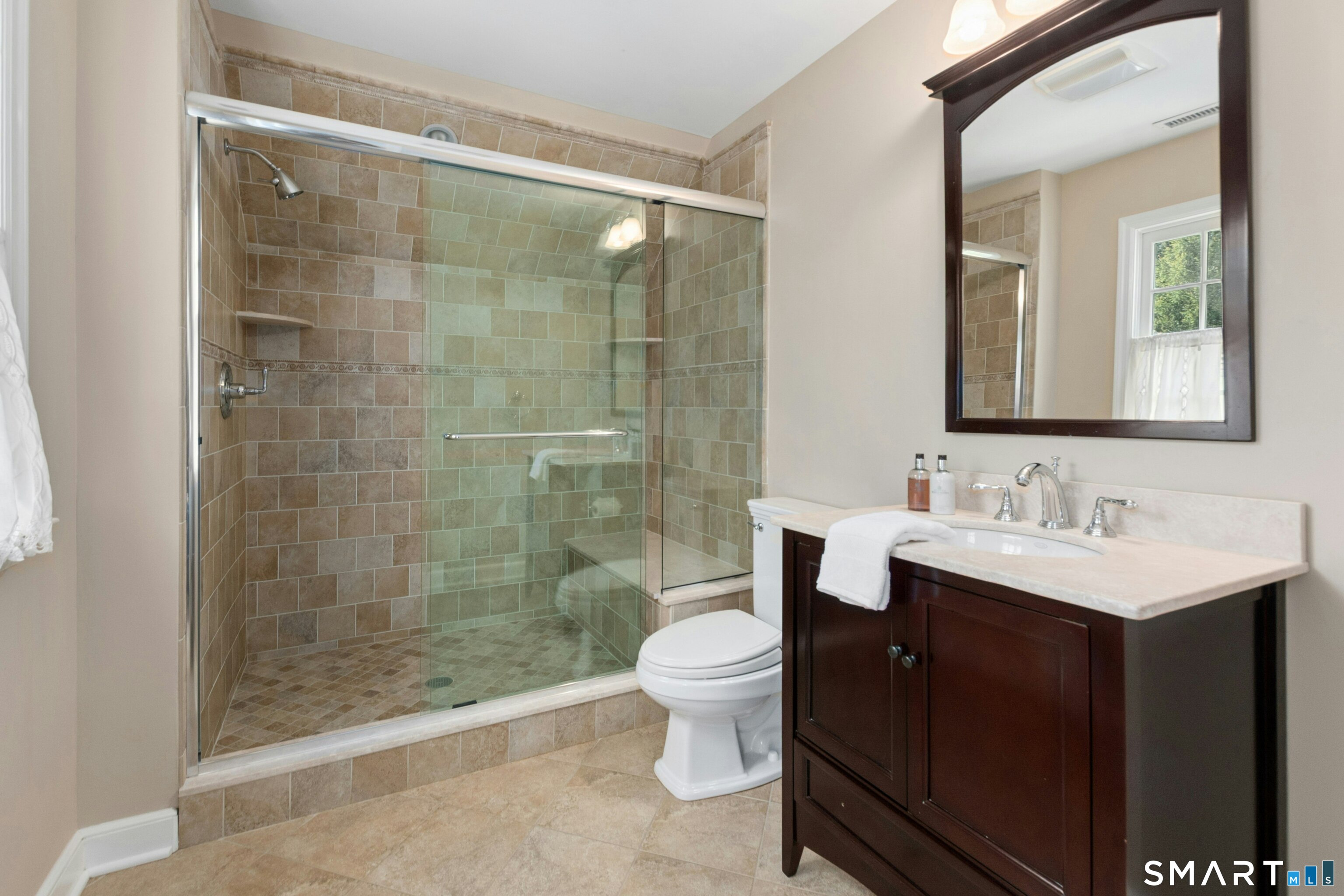 39 Leeuwarden Road Darien CT 06820