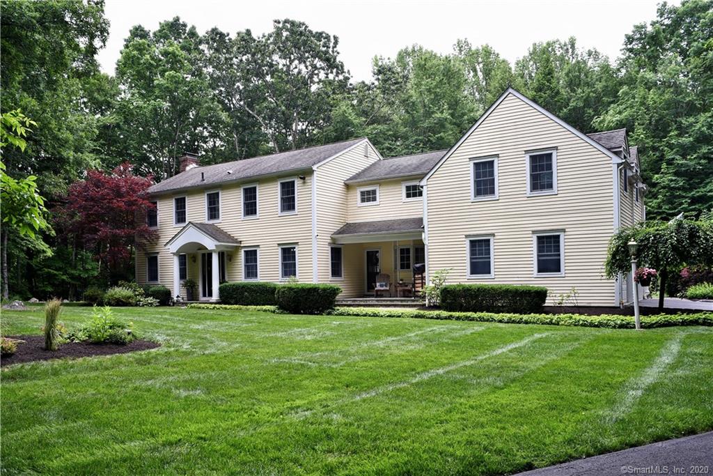 24 Lamppost Drive Redding CT 06896