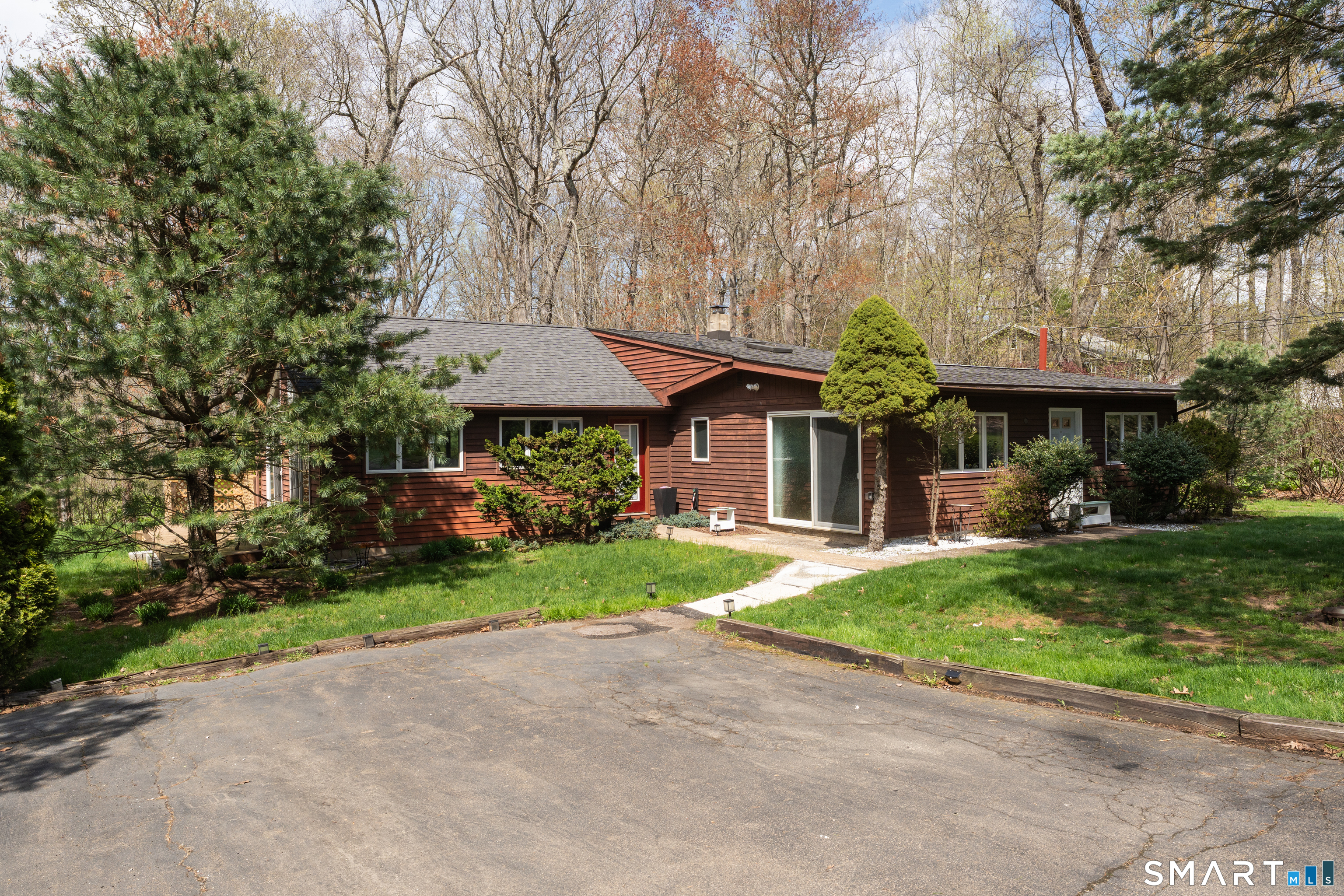 292 Shore Drive Guilford CT 06437