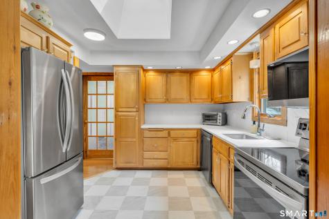292 Shore Drive Guilford CT 06437