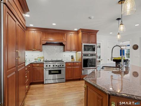 917 Silvermine Road New Canaan CT 06840