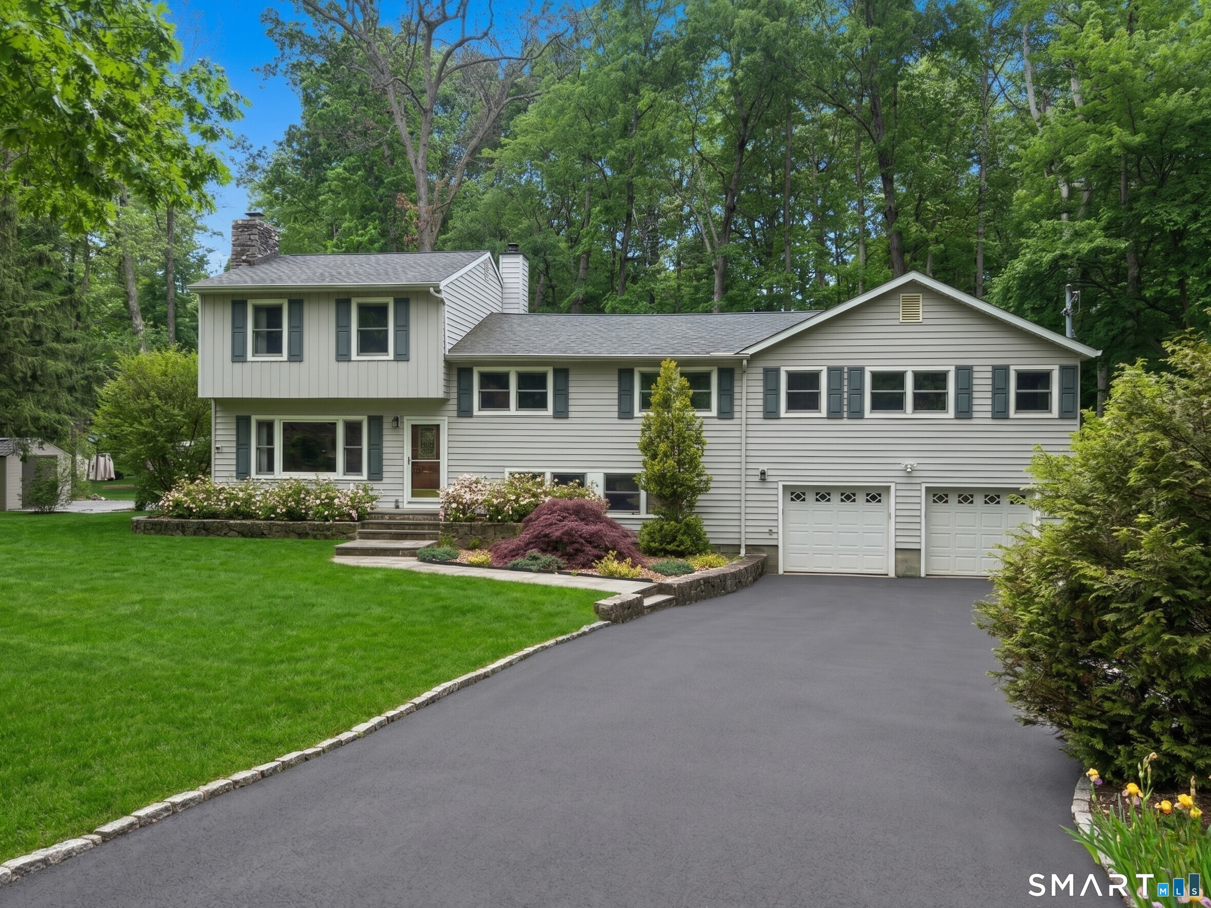 8 Marilyn Road Brookfield CT 06804