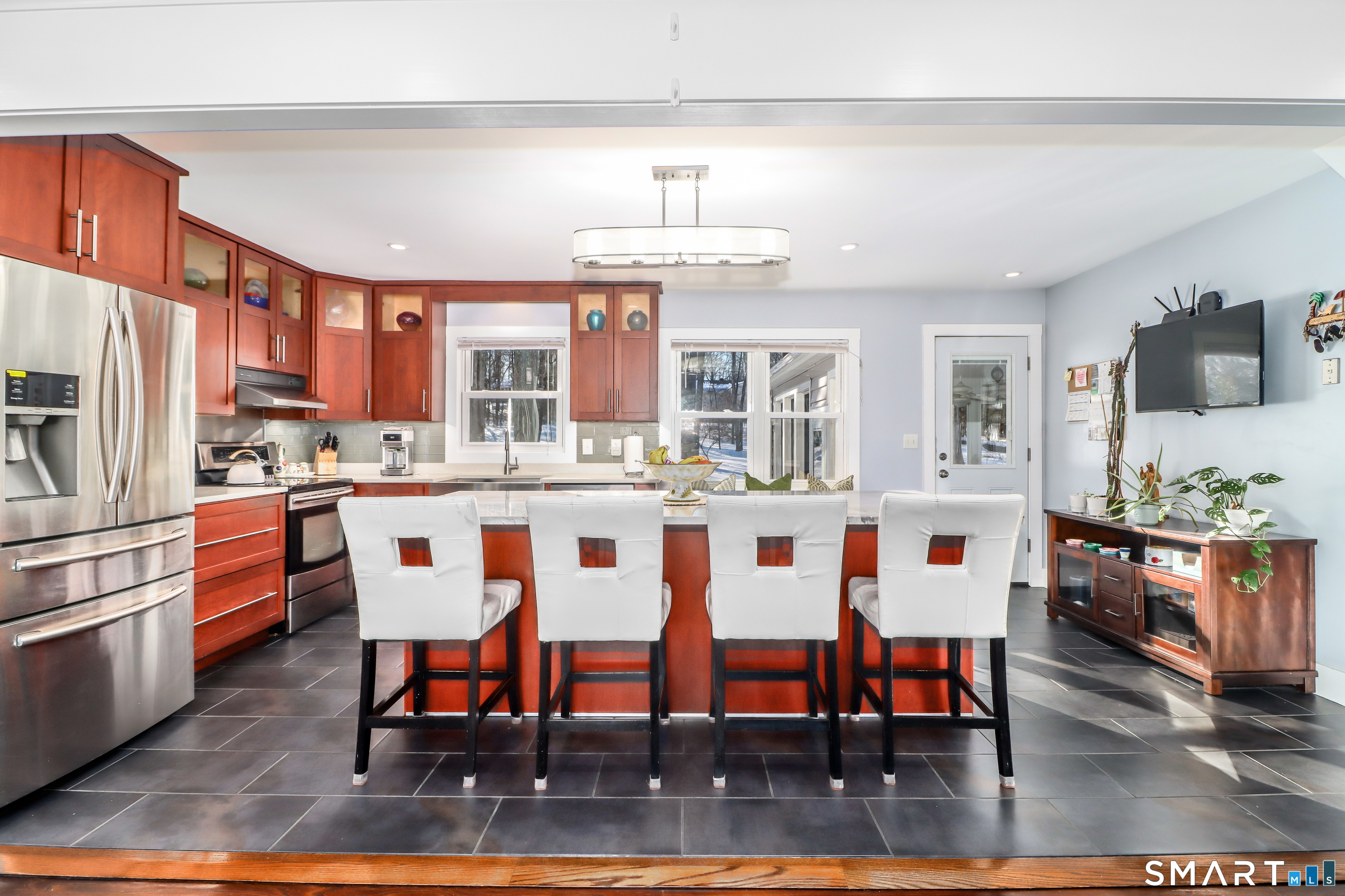 8 Marilyn Road Brookfield CT 06804