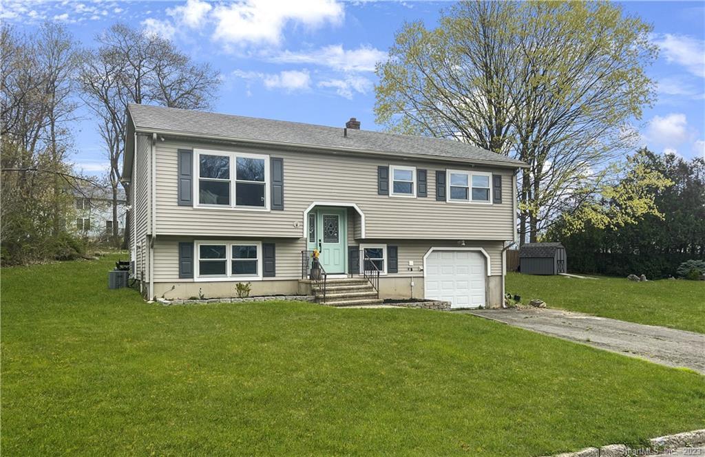 166 Bluebird Drive Naugatuck CT 06770