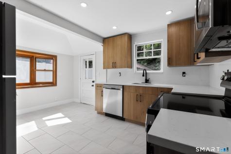 30 Jarvis Road Manchester CT 06040