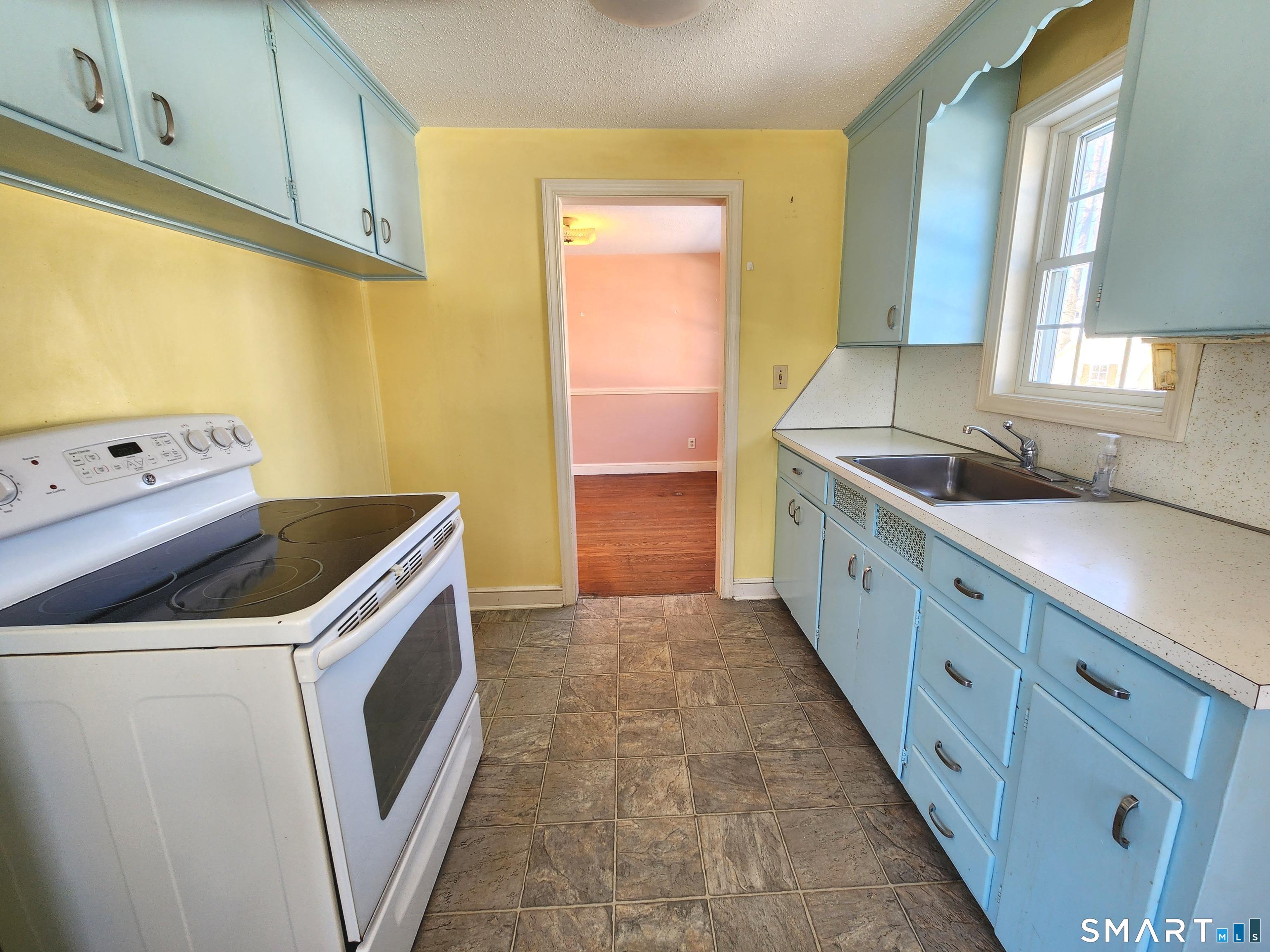 257 Green Road Manchester CT 06042