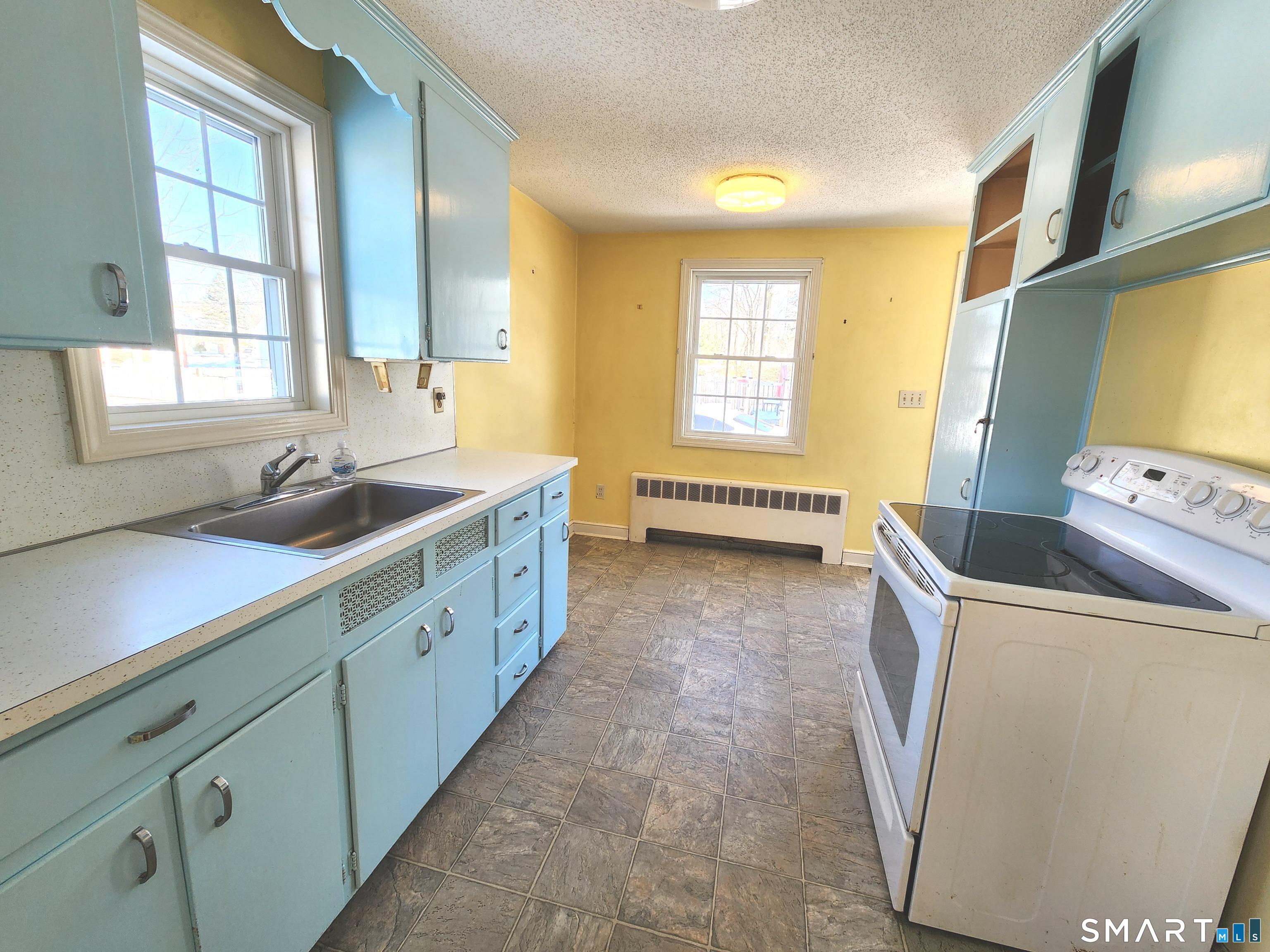 257 Green Road Manchester CT 06042