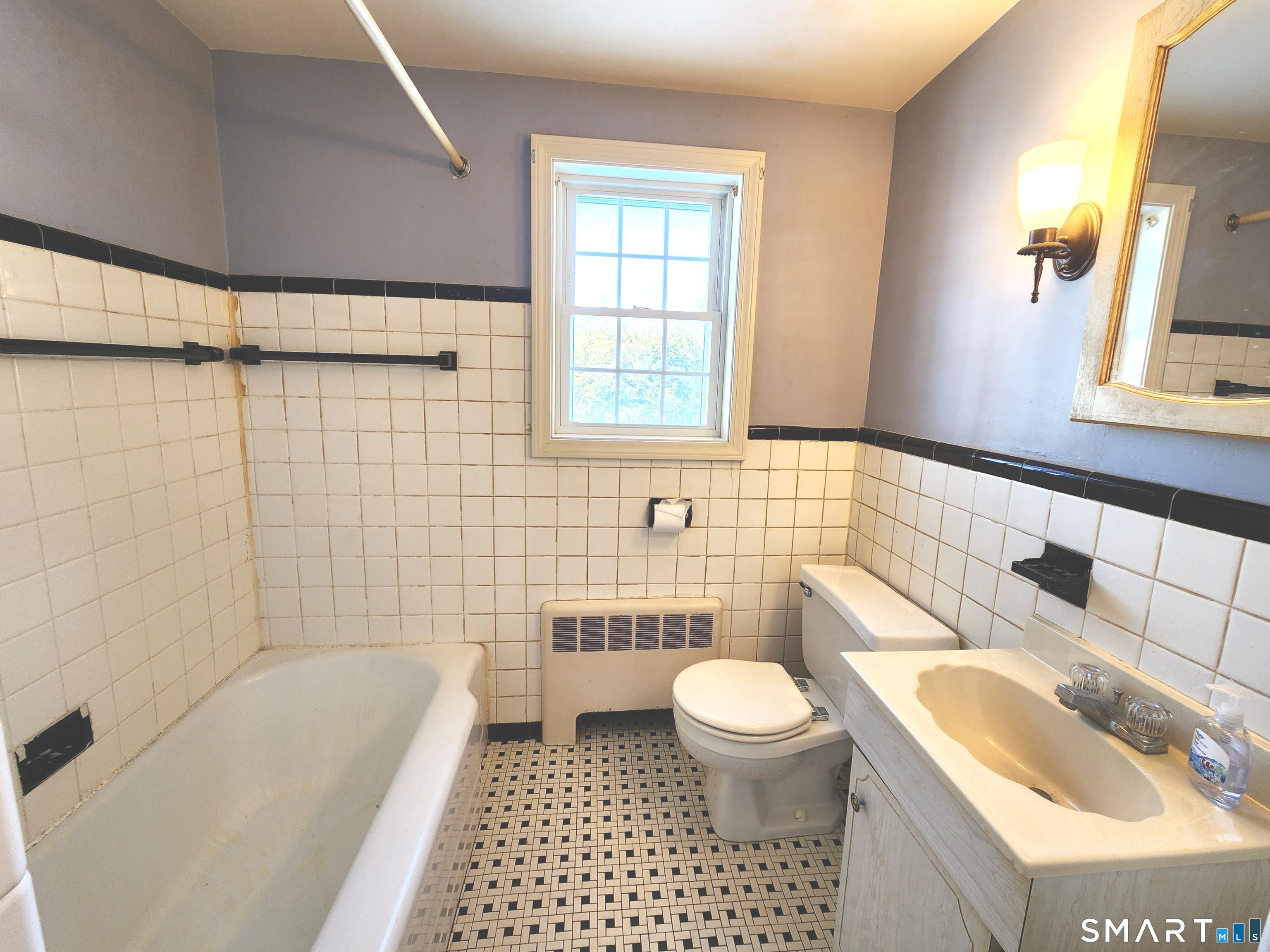 257 Green Road Manchester CT 06042