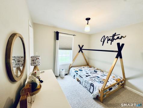 29 Logan Lane Thompson CT 06277