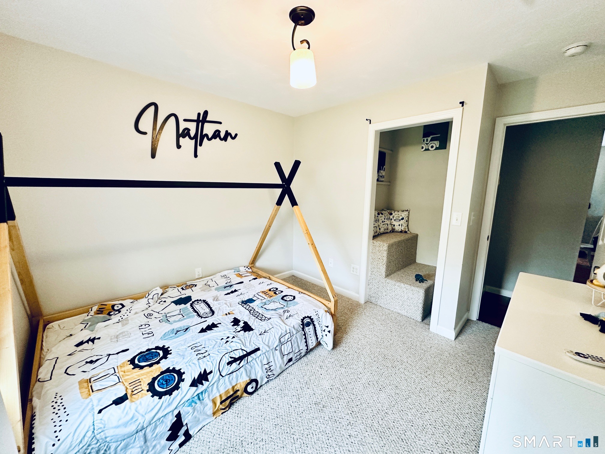 29 Logan Lane Thompson CT 06277