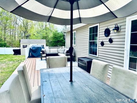 29 Logan Lane Thompson CT 06277