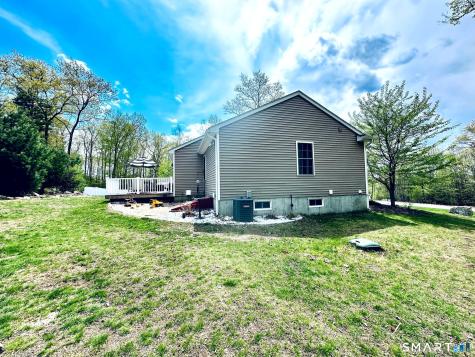 29 Logan Lane Thompson CT 06277