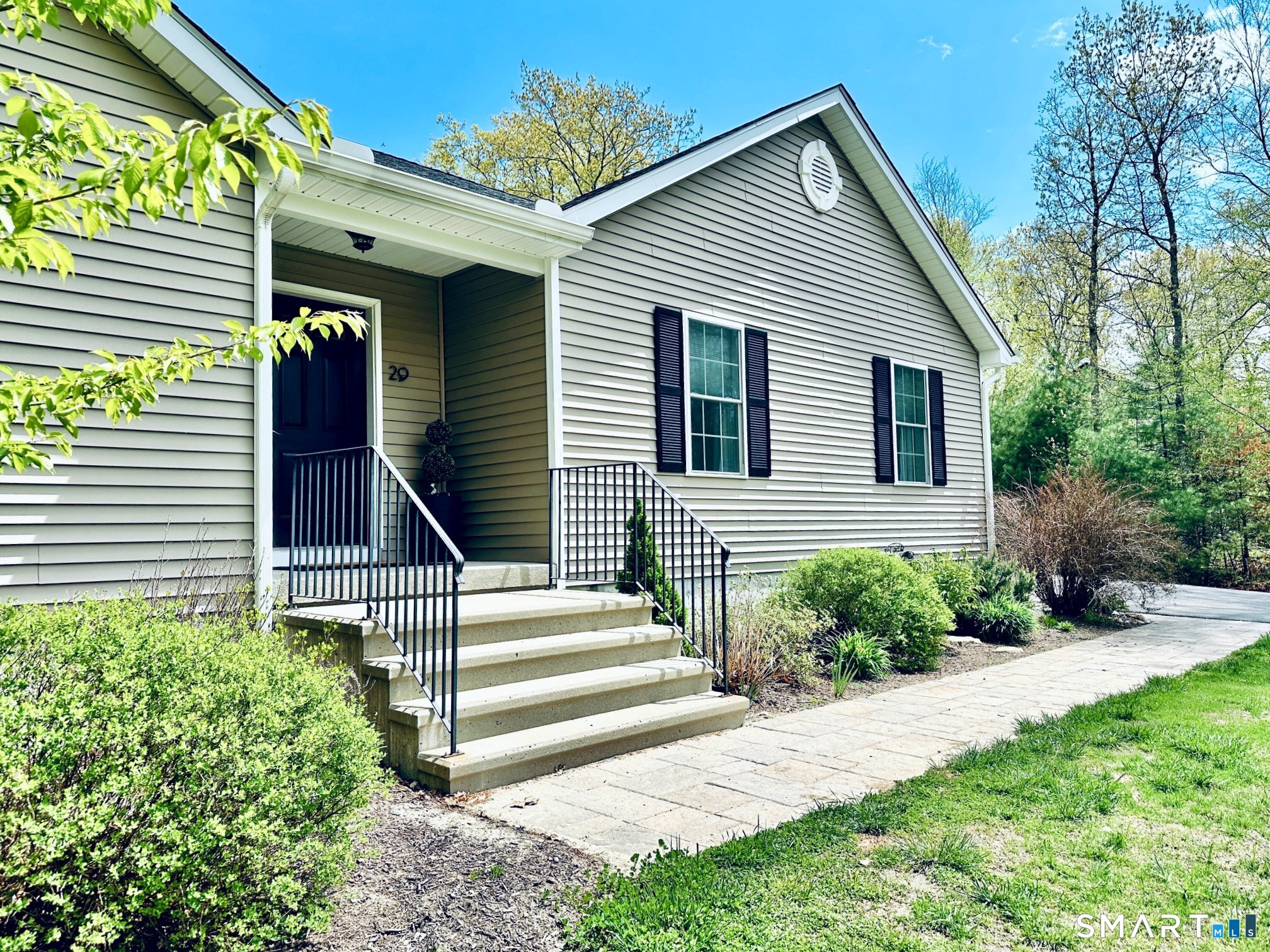 29 Logan Lane Thompson CT 06277
