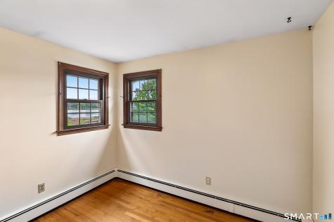 81 Shoreham Terrace Fairfield CT 06824