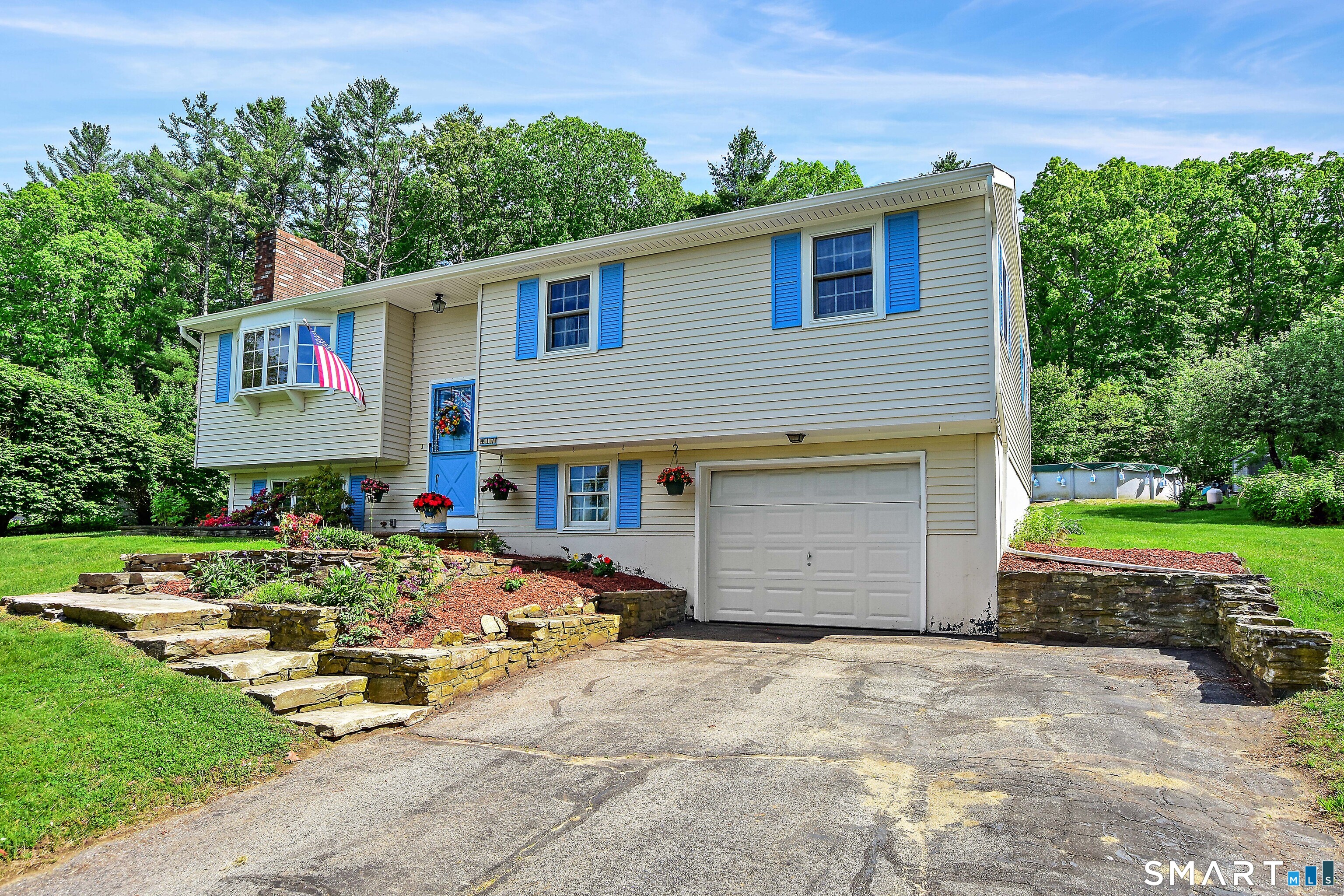 17 Plainview Drive Plainfield CT 06239