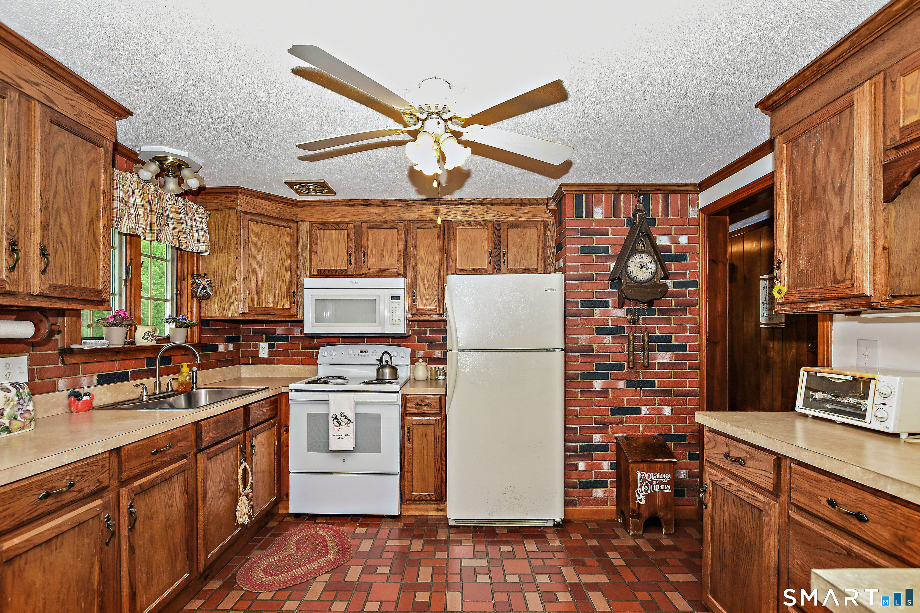 17 Plainview Drive Plainfield CT 06239