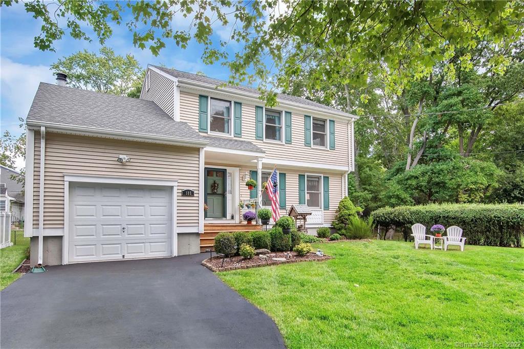 185 Oldfield Drive Fairfield CT 06824