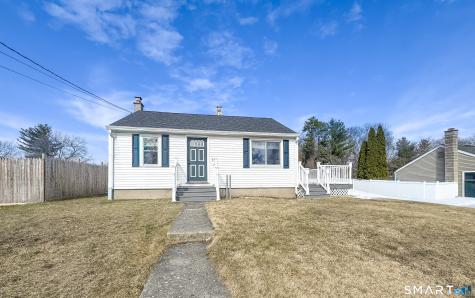 15 Pine Hill Road Enfield CT 06082