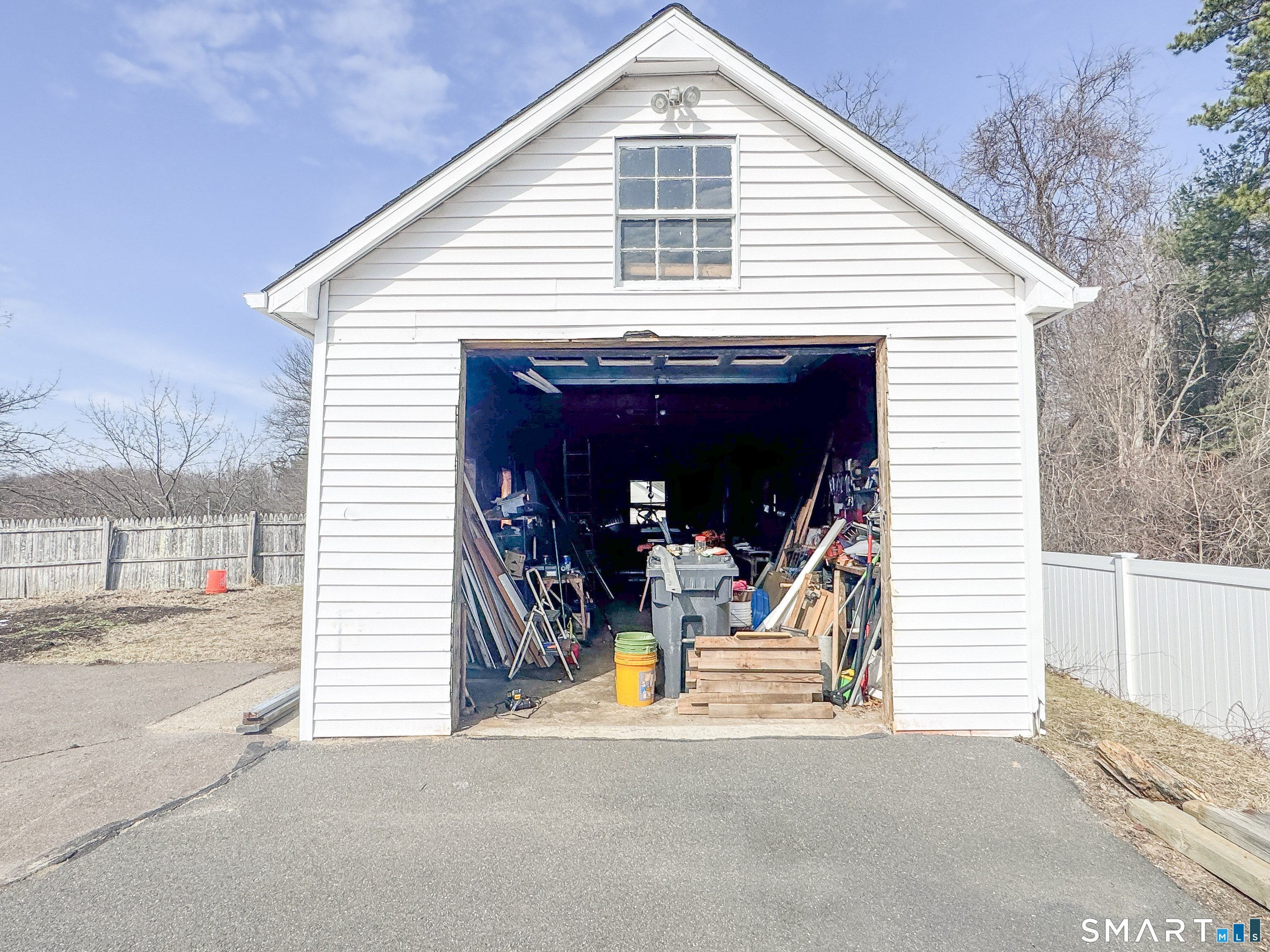 15 Pine Hill Road Enfield CT 06082