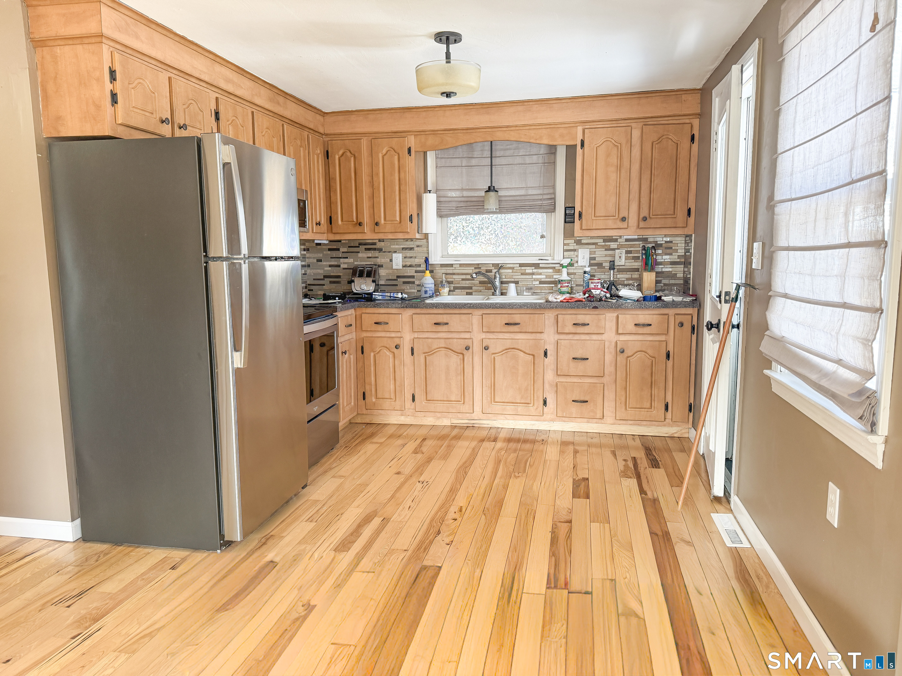15 Pine Hill Road Enfield CT 06082