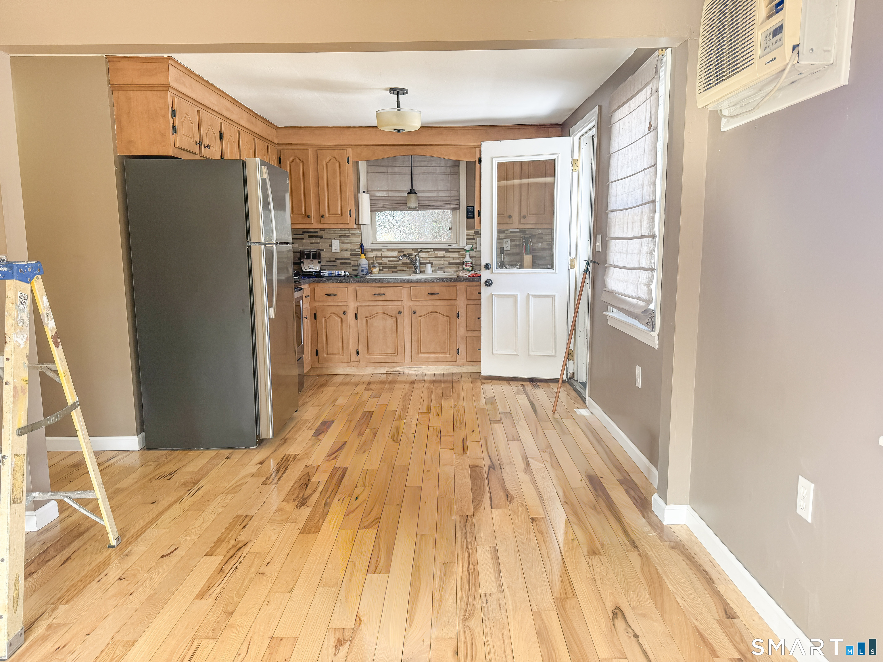 15 Pine Hill Road Enfield CT 06082