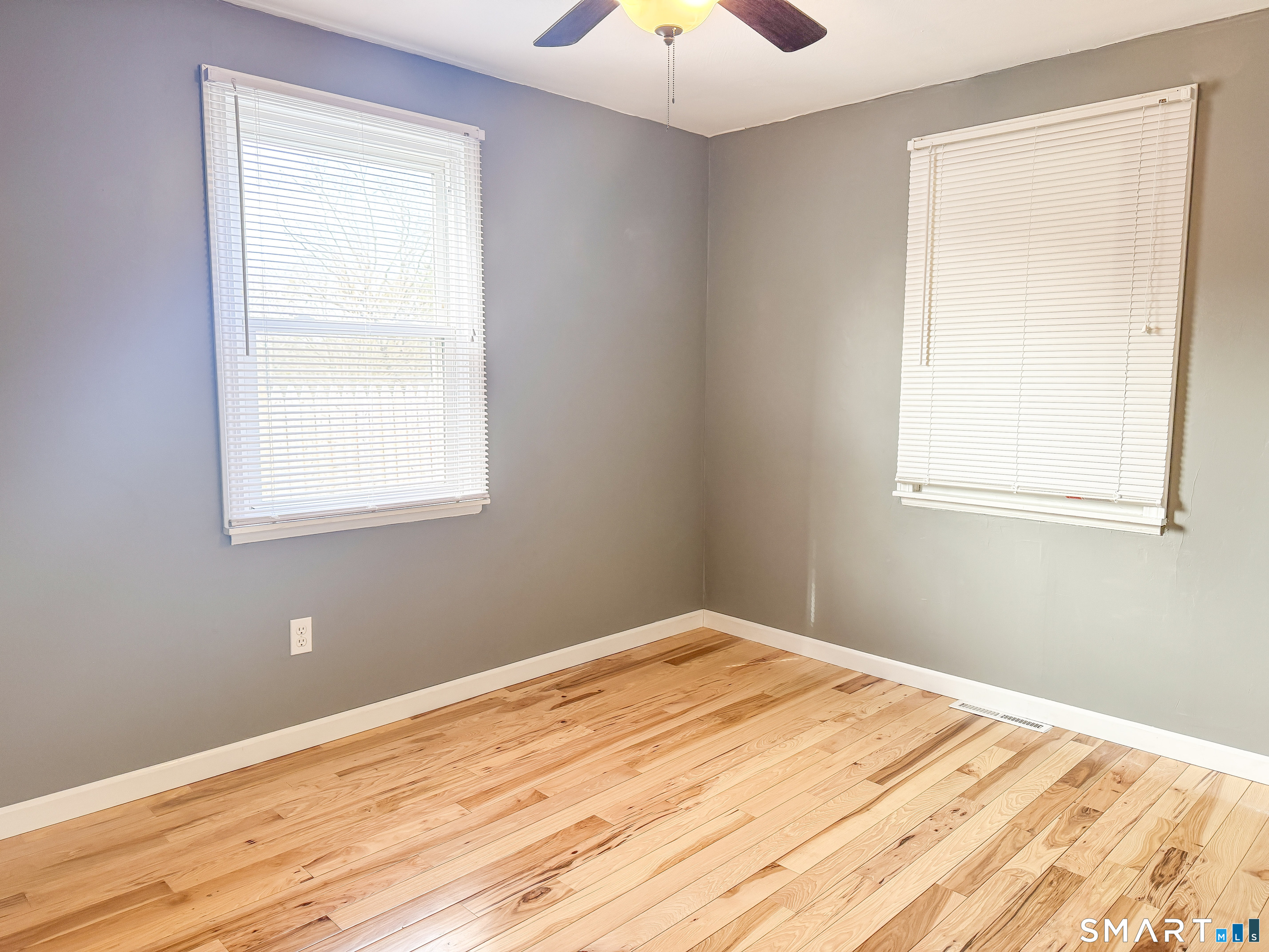 15 Pine Hill Road Enfield CT 06082