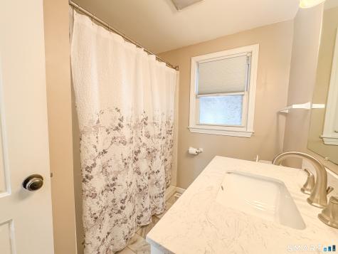 15 Pine Hill Road Enfield CT 06082