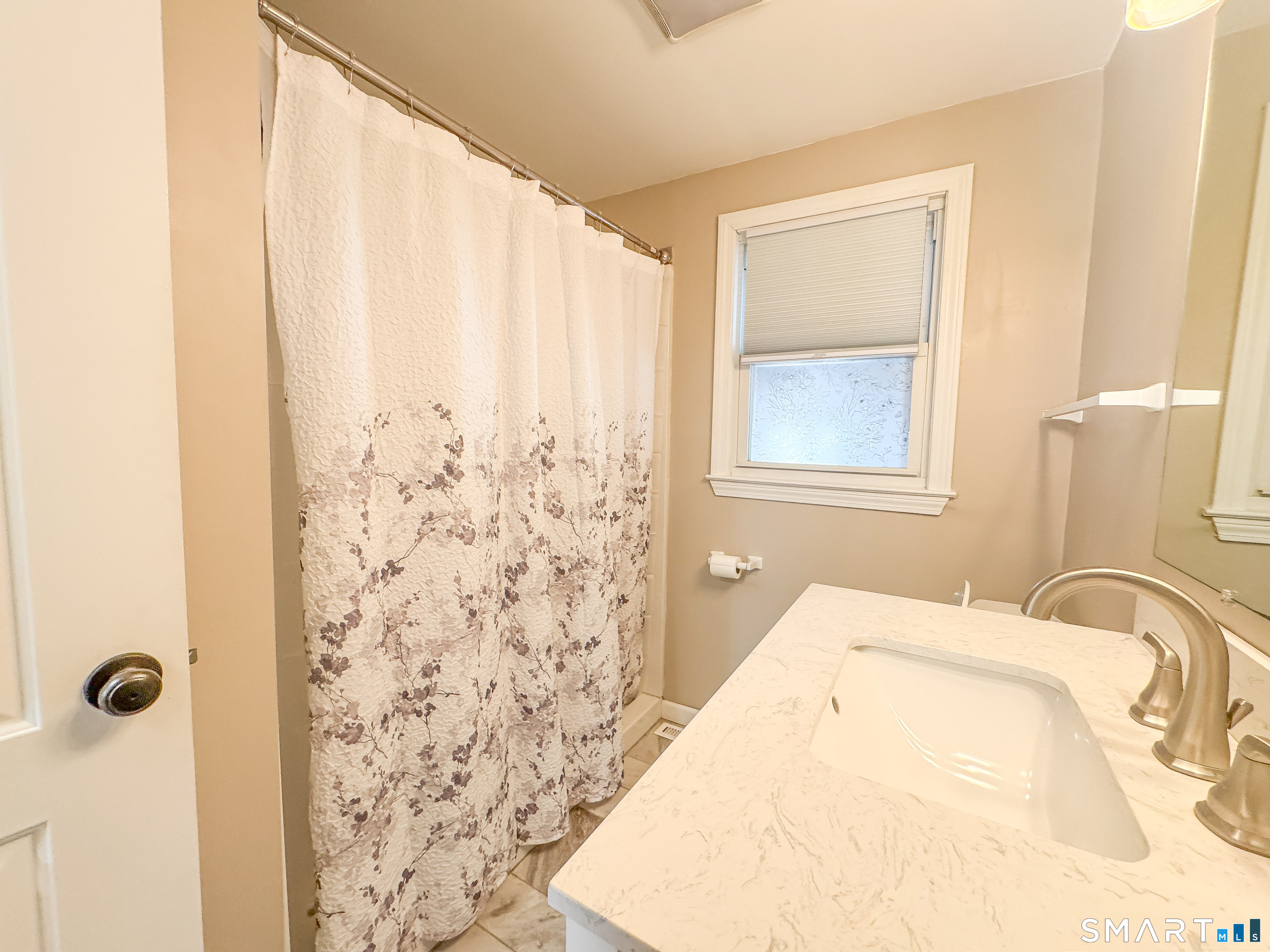 15 Pine Hill Road Enfield CT 06082
