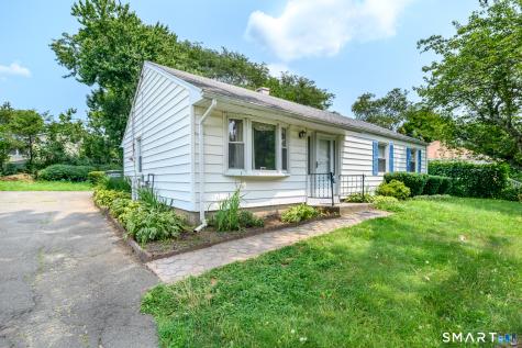 472 Anton Street Bridgeport CT 06606