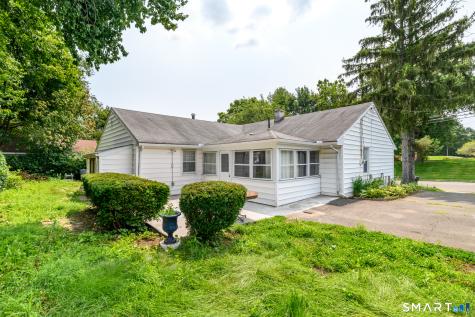 472 Anton Street Bridgeport CT 06606