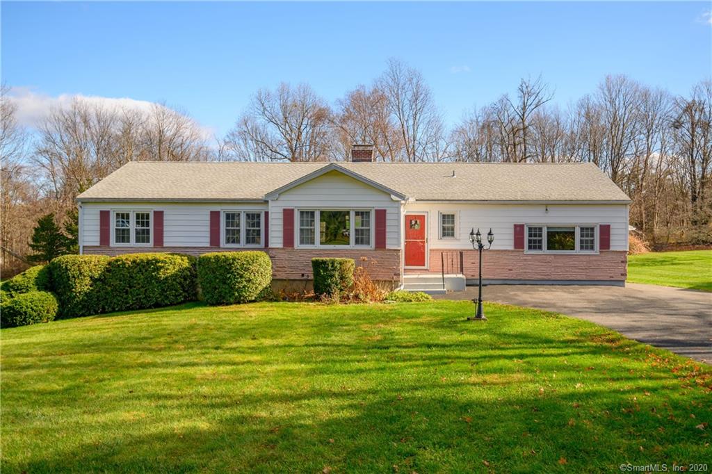 12 Diamond Drive Newtown CT 06470