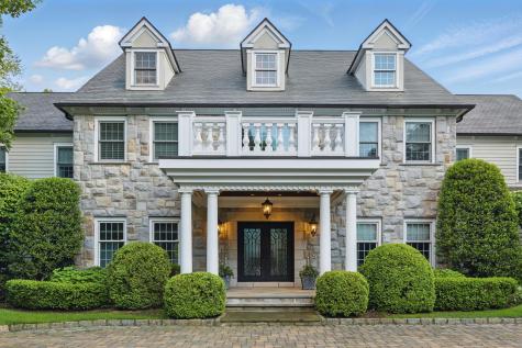 34 Carrington Drive Greenwich CT 06831