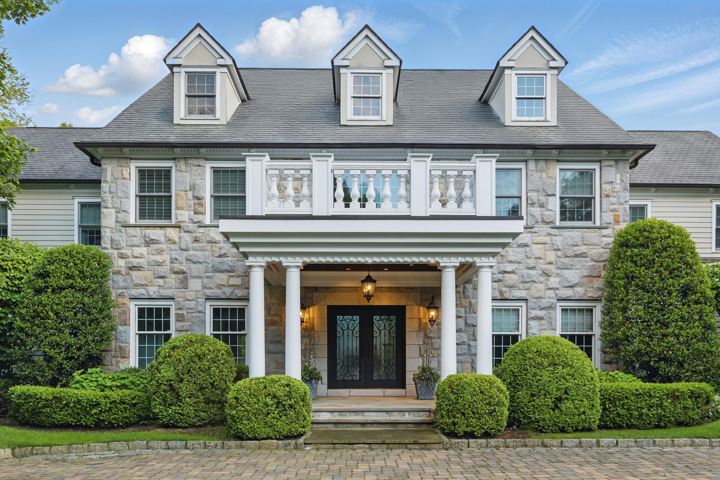 34 Carrington Drive Greenwich CT 06831
