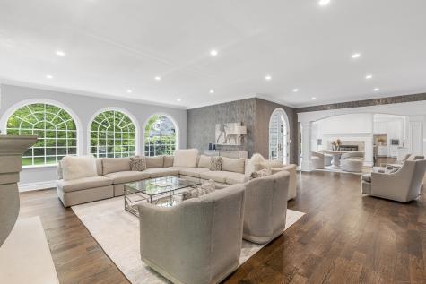 34 Carrington Drive Greenwich CT 06831