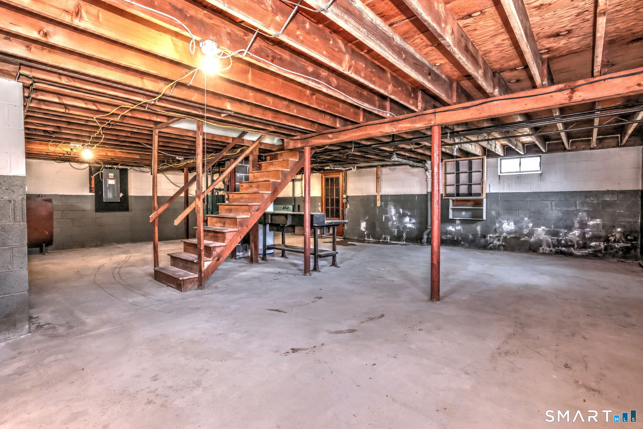 14 Ely Street West Haven CT 06516