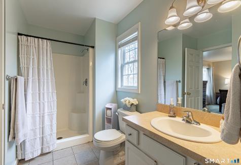 31 Parkwood Avenue Waterbury CT 06708