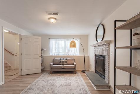 31 Parkwood Avenue Waterbury CT 06708