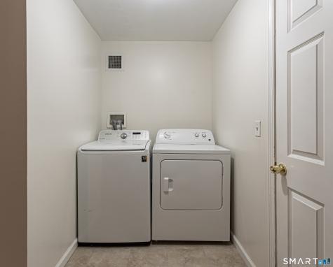 31 Parkwood Avenue Waterbury CT 06708