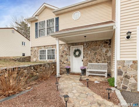 31 Parkwood Avenue Waterbury CT 06708