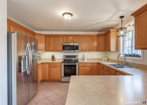 31 Parkwood Avenue Waterbury CT 06708