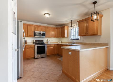 31 Parkwood Avenue Waterbury CT 06708